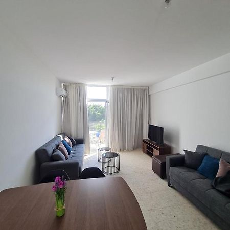 Almyria Apartments - By Imh Travel & Tours Paphos Bagian luar foto