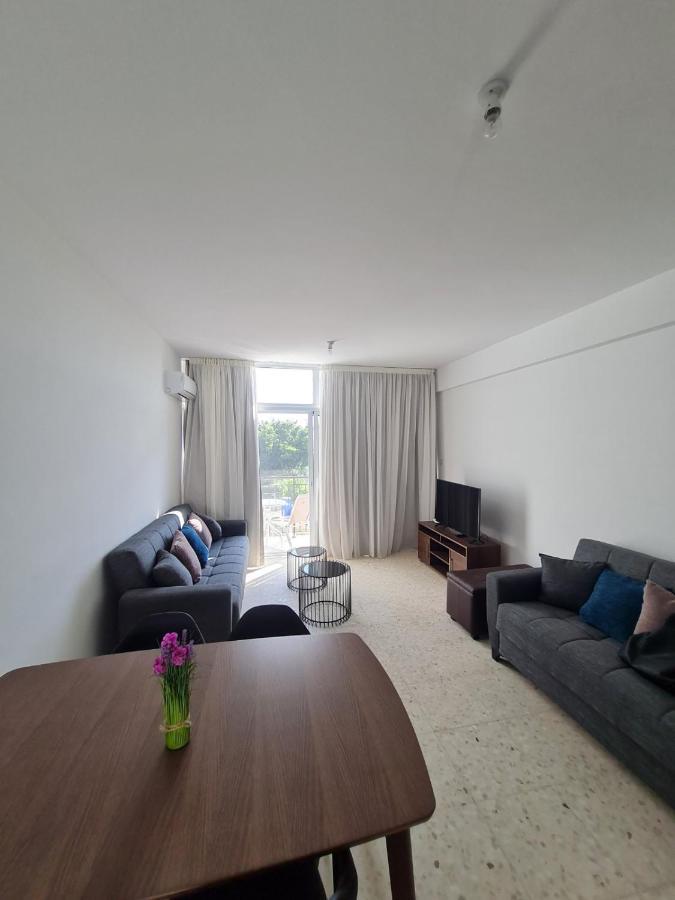 Almyria Apartments - By Imh Travel & Tours Paphos Bagian luar foto